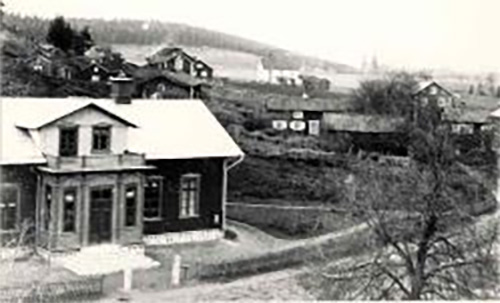 Karlskoga tingshus en vårdag 1897
